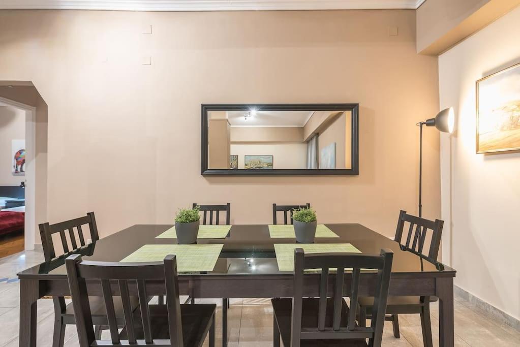 Pegasus Apartment Пірей Екстер'єр фото
