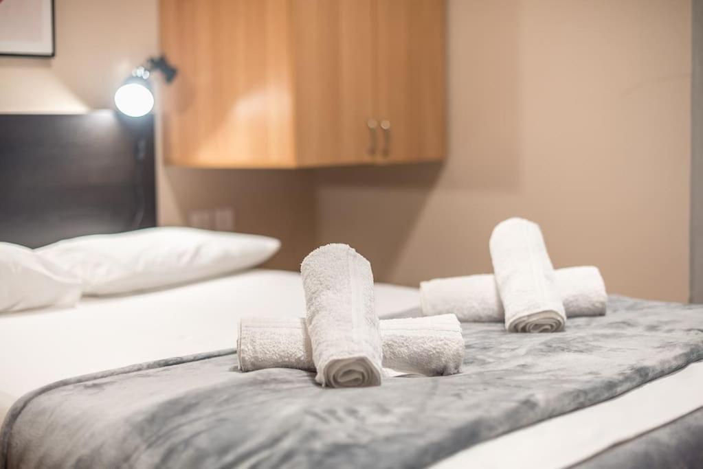 Pegasus Apartment Пірей Екстер'єр фото